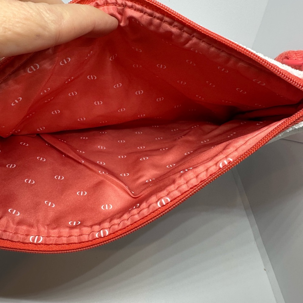 Christian Dior terry cloth fabric pouch. New w/o tags - Picture 6 of 6
